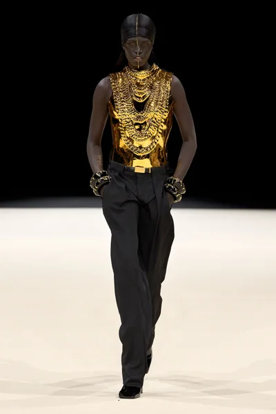 Look 53